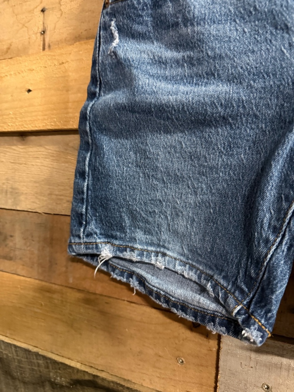Levi's Button-Fly Distressed Blue Denim Shorts - Picture 5 of 11